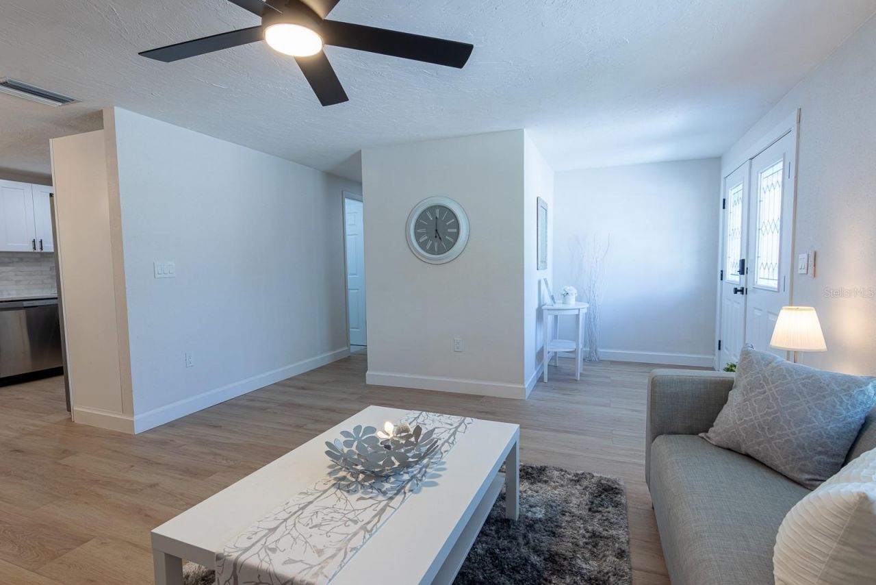 420 Archibald Avenue, Sarasota, FL 34243 Photo