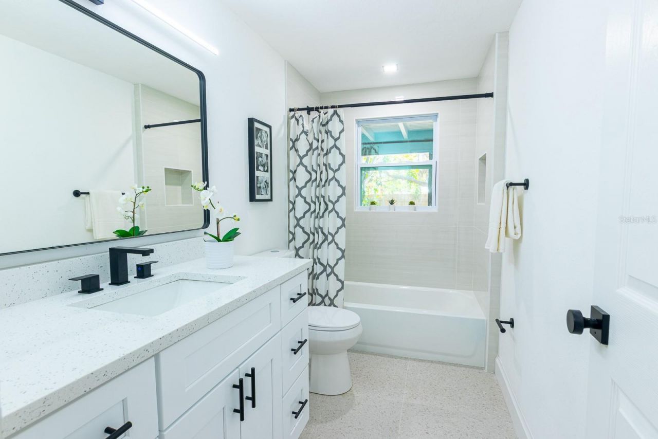 420 Archibald Avenue, Sarasota, FL 34243 Photo