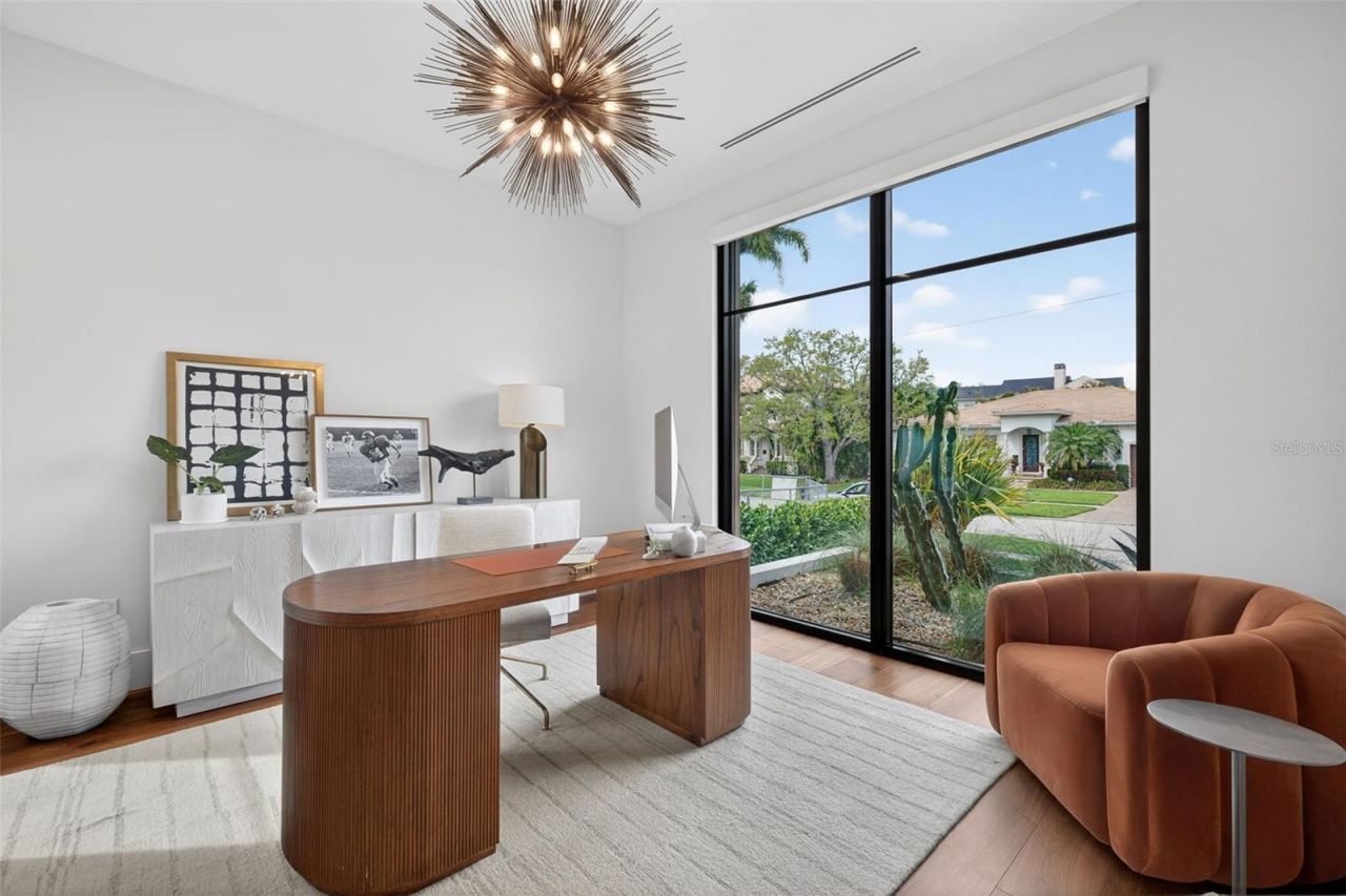 370 Belleair Drive Ne, Saint Petersburg, FL 33704 Photo