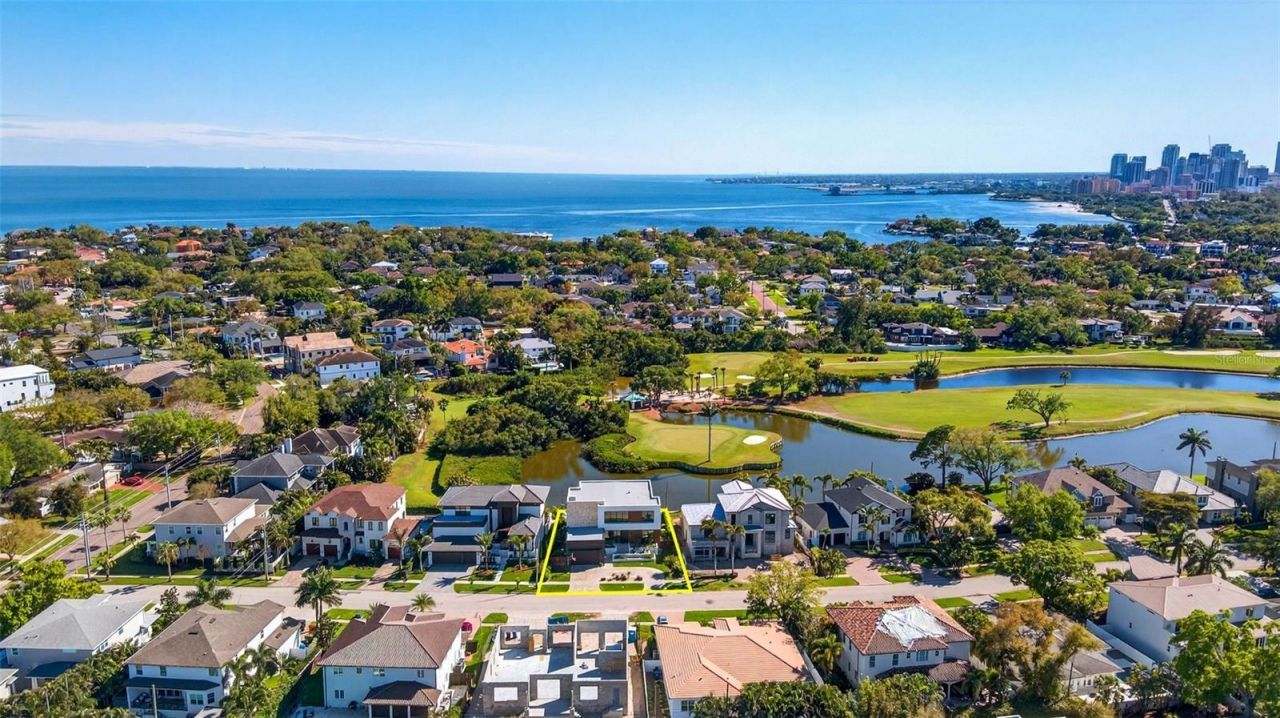 370 Belleair Drive Ne, Saint Petersburg, FL 33704 Photo