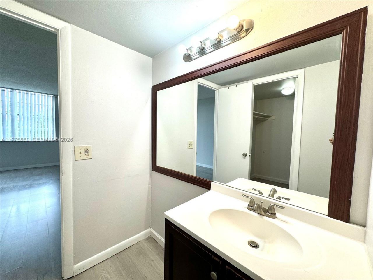 484 NW 165th St Rd, Unit A-411, Miami, FL 33169 Photo