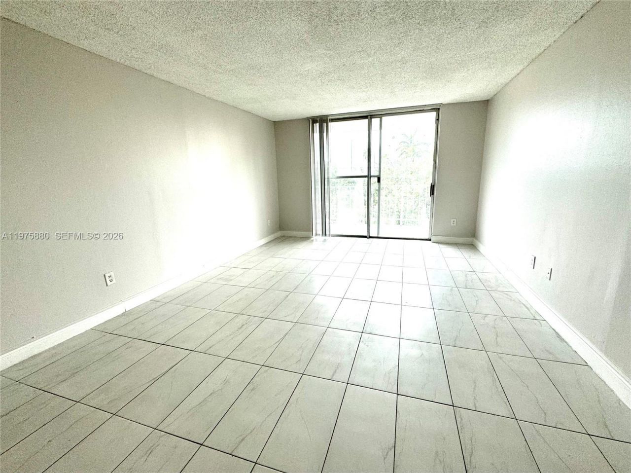 484 NW 165th St Rd, Unit A-411, Miami, FL 33169 Photo