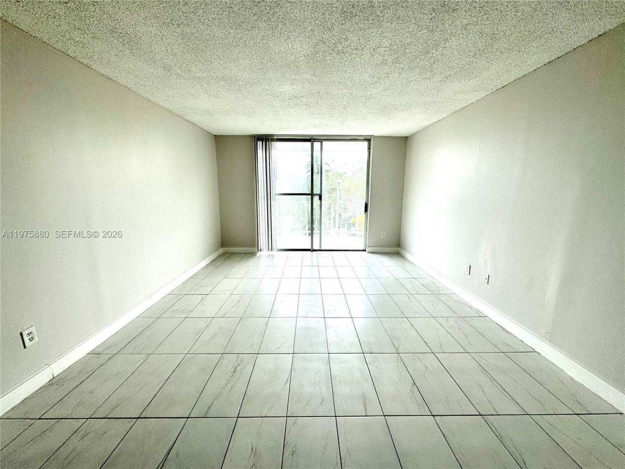484 NW 165th St Rd, Unit A-411, Miami, FL 33169 Photo