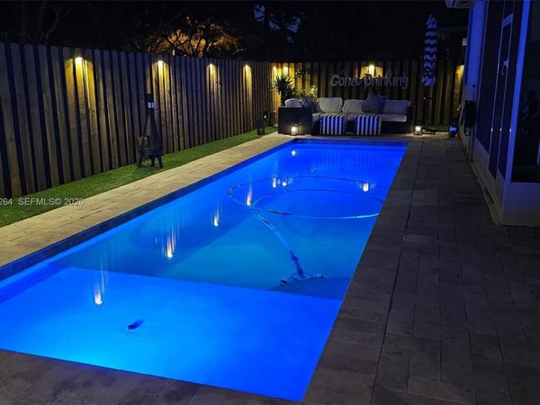 2021 SE 17th Ave, Homestead, FL 33035