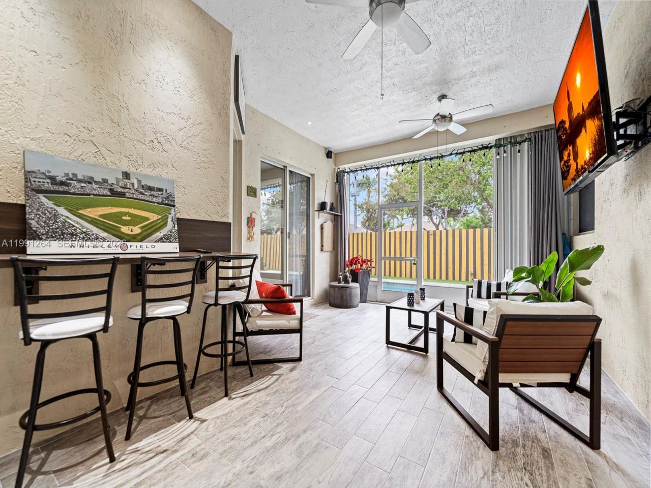 2021 SE 17th Ave, Homestead, FL 33035 Photo