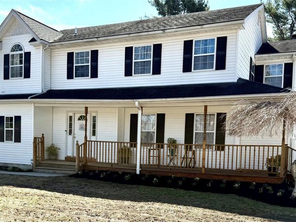 87 N Howell Avenue, Centereach, NY 11720