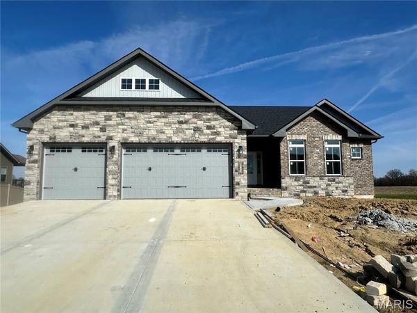 620 Glendale Drive , Troy, IL 62294