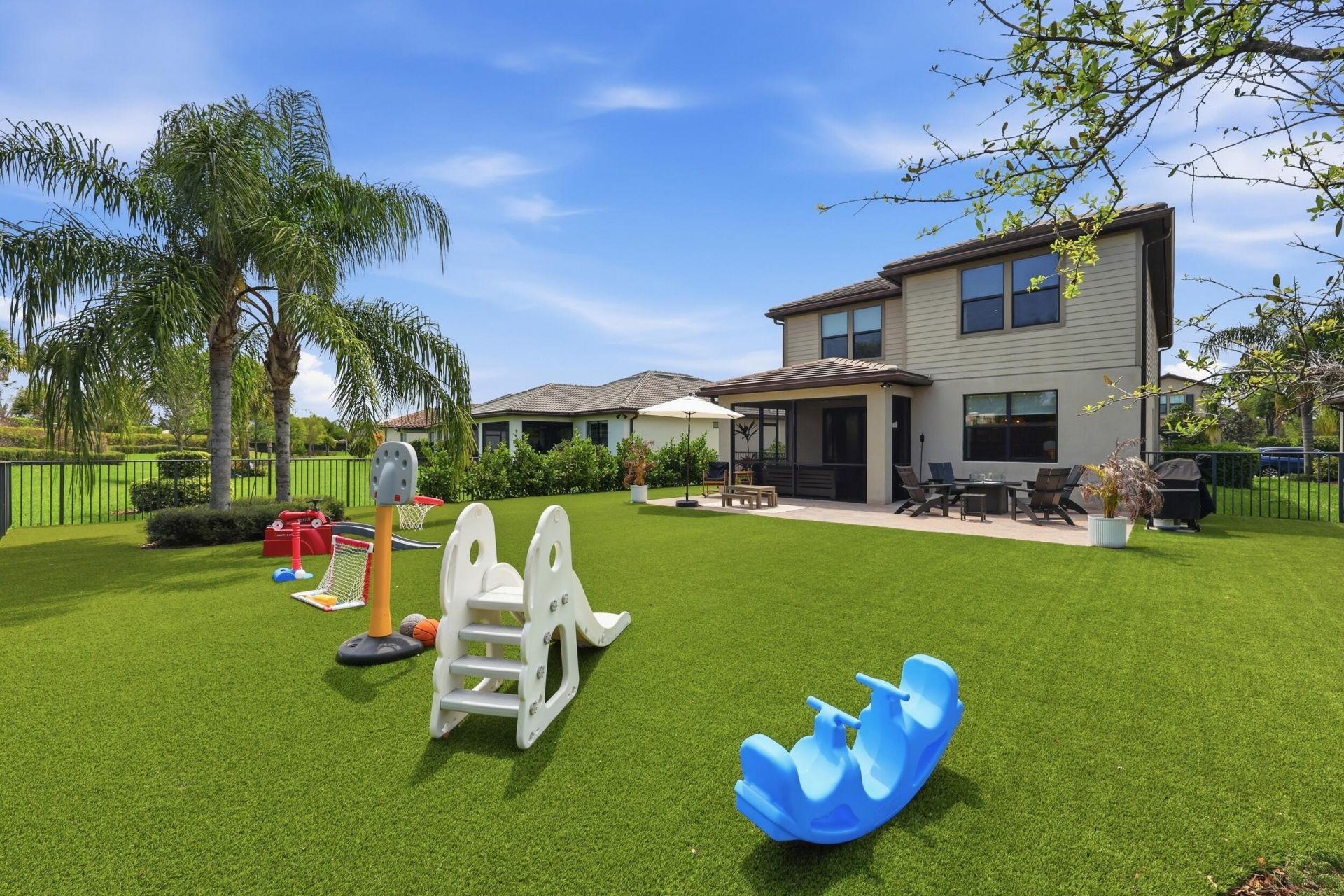 127 SE Courances Drive, Port Saint Lucie, FL 34984 Photo