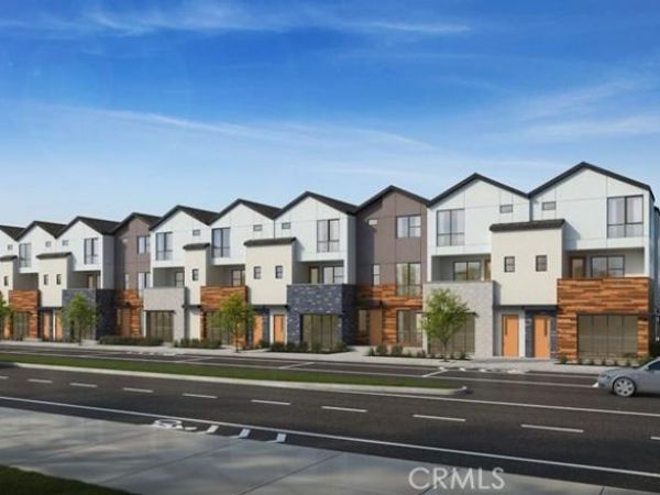 5876 Linden Ave Avenue, Unit 4, Long Beach, CA 90805