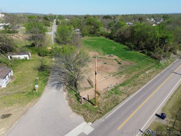 W Pine , McAlester, OK 74501