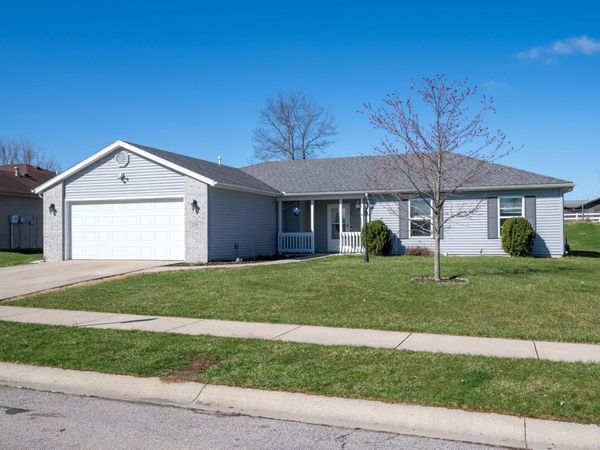 226 Glory Avenue, Kendallville, IN 46755