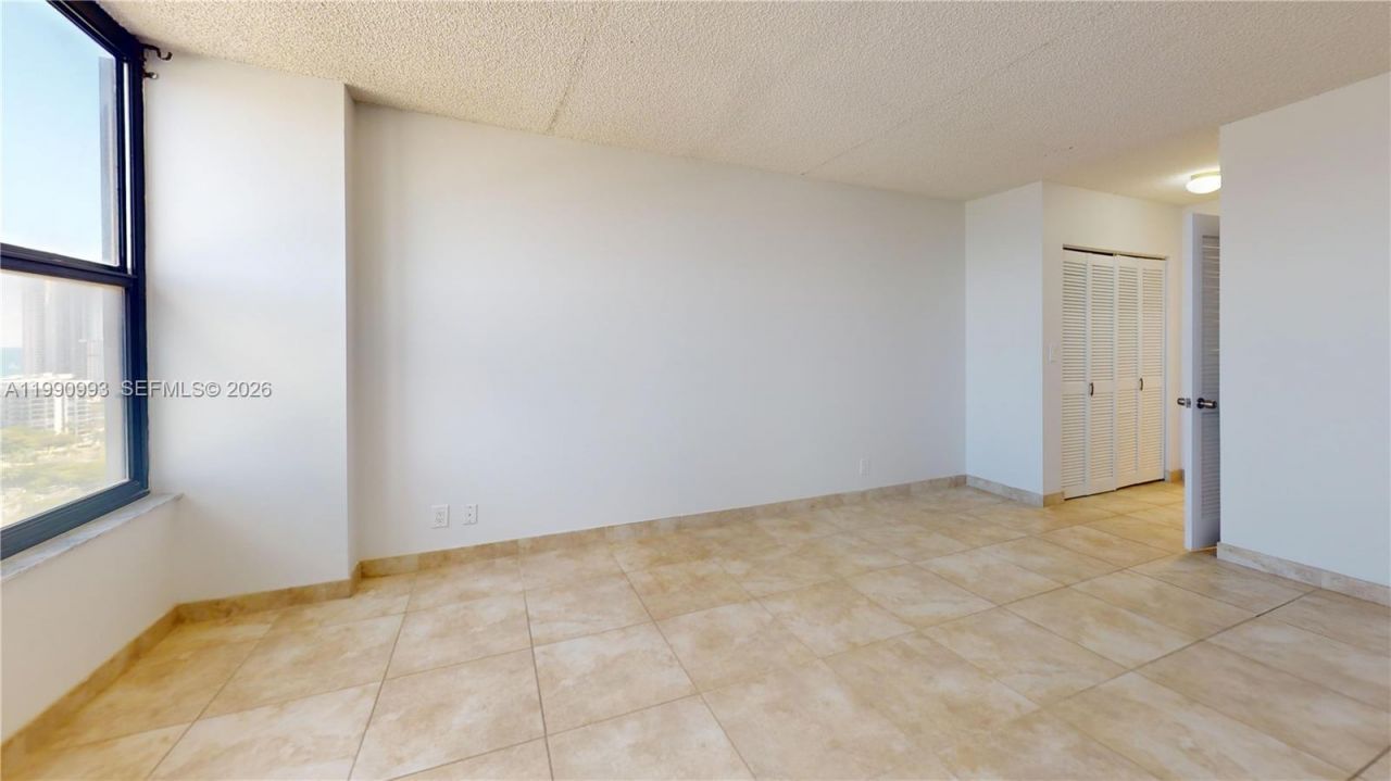 2500 Parkview Dr , Unit 1909, Hallandale Beach, FL 33009 Photo