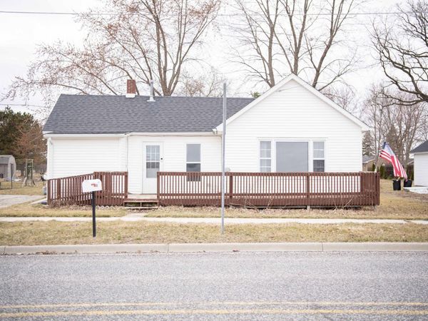 545 N Midland Street, Merrill, MI 48637
