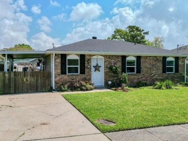11 RICHELLE Street , Westwego, LA 70094