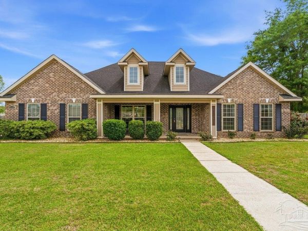 5468 Madelines Way, Pace, FL 32571