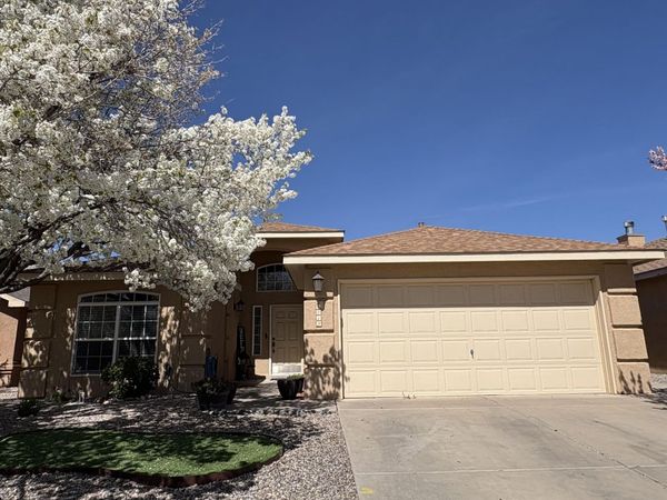 6819 Glacier Road NW, Albuquerque, NM 87114