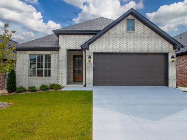 194 Fletcher Ridge Drive, Little Rock, AR 72223
