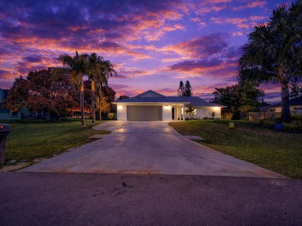 3133 SE Card Terrace, Port St. Lucie, FL 34984