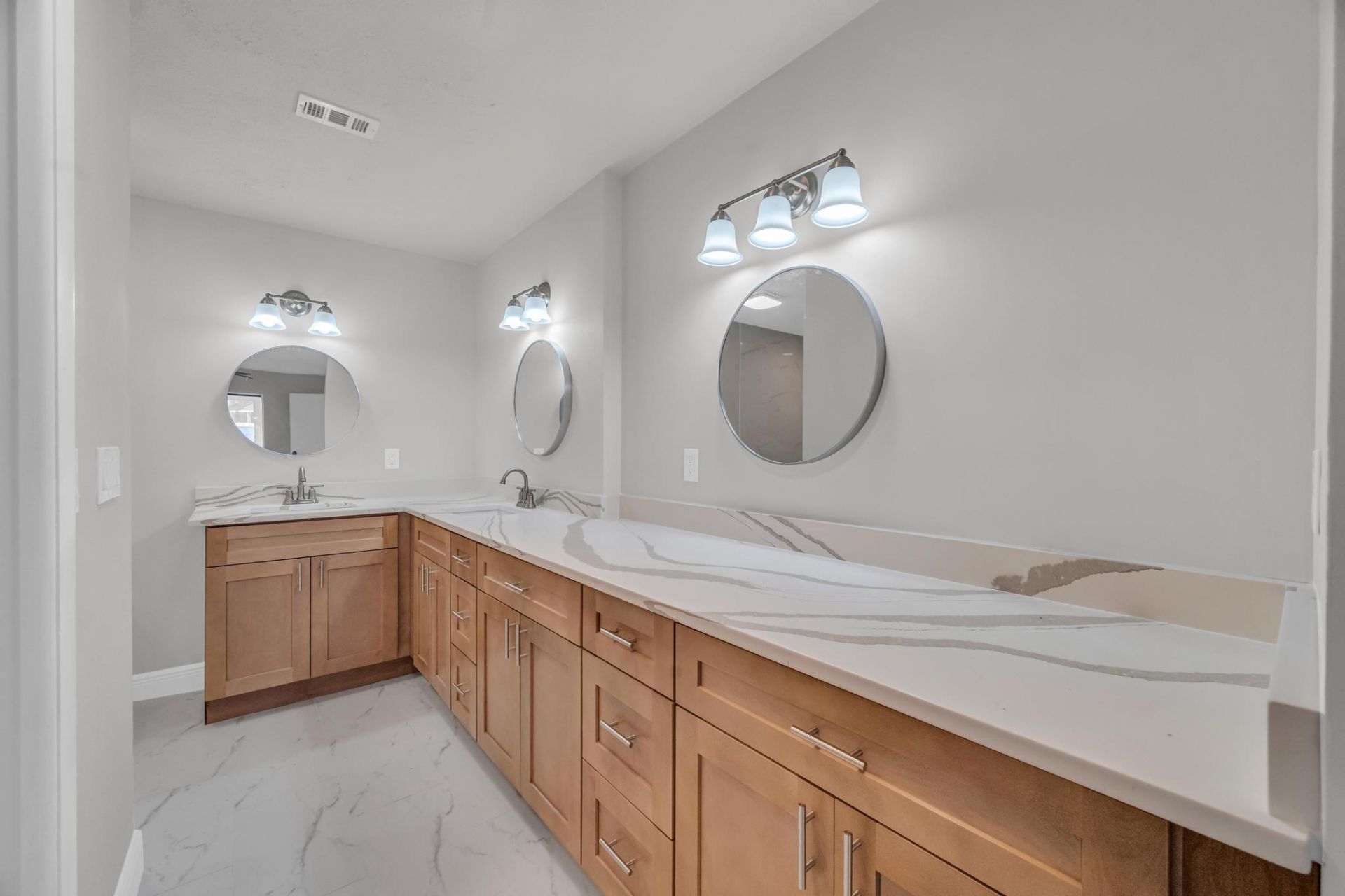 3133 SE Card Terrace, Port Saint Lucie, FL 34984 Photo