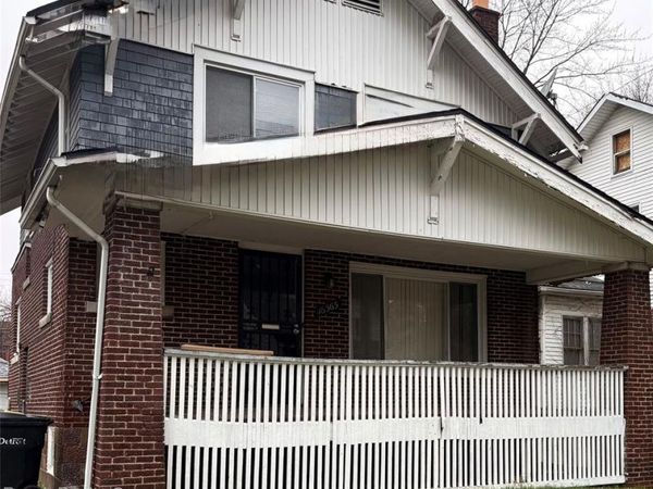 16565 Blackstone Street, Detroit, MI 48219