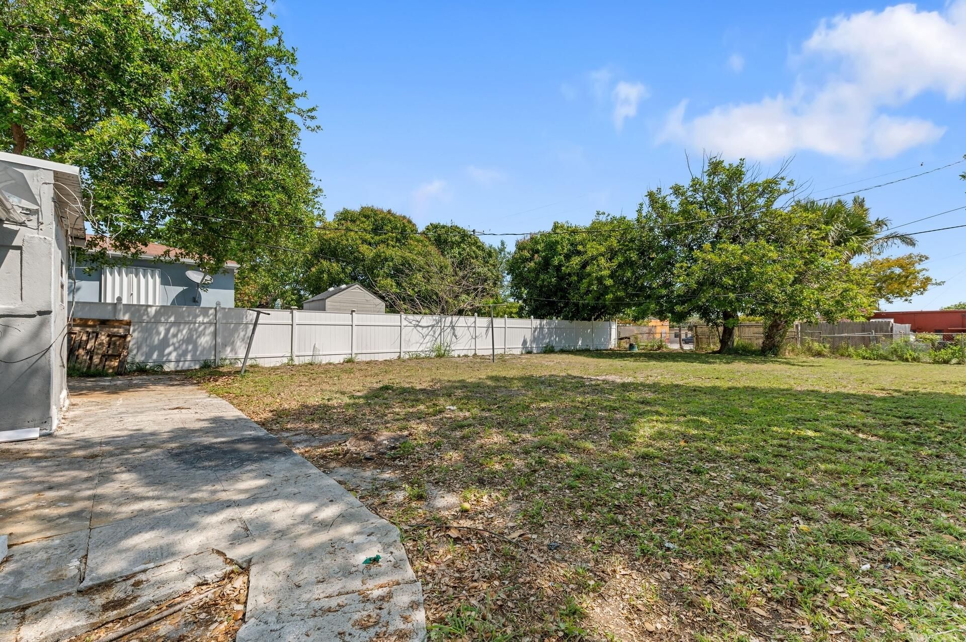 710 N H Street, Lake Worth Beach, FL 33460 Photo