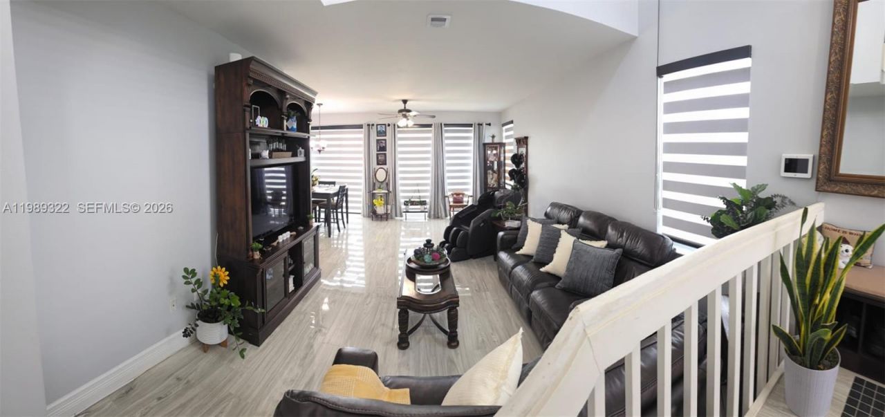 680 NW 159th Ave, Pembroke Pines, FL 33028 Photo