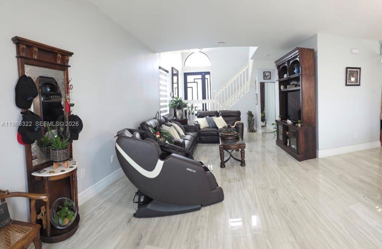 680 NW 159th Ave, Pembroke Pines, FL 33028 Photo