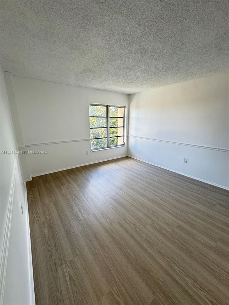 4160 Inverrary Dr , Unit 510, Lauderhill, FL 33319 Photo