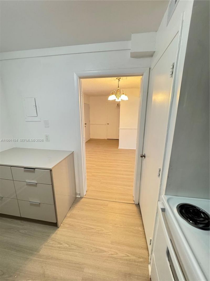 4160 Inverrary Dr , Unit 510, Lauderhill, FL 33319 Photo