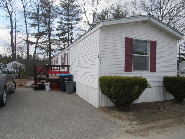 29 Lowell Road, Unit 8, Salem, NH 03079