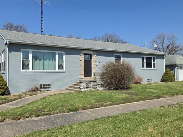 804 N State Street, Litchfield, IL 62056