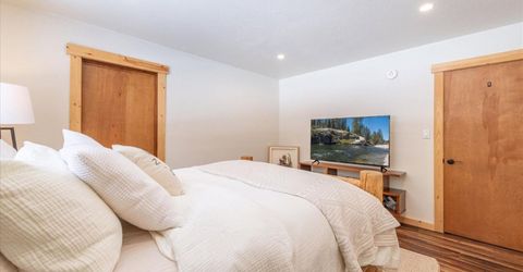 555 Virginia Dr, Tahoe City, CA 96145 Photo