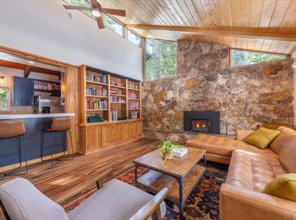 555 Virginia Dr, Tahoe City, CA 96145 Photo