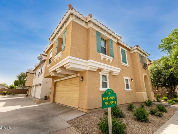 957 W WENDY Way, Gilbert, AZ 85233