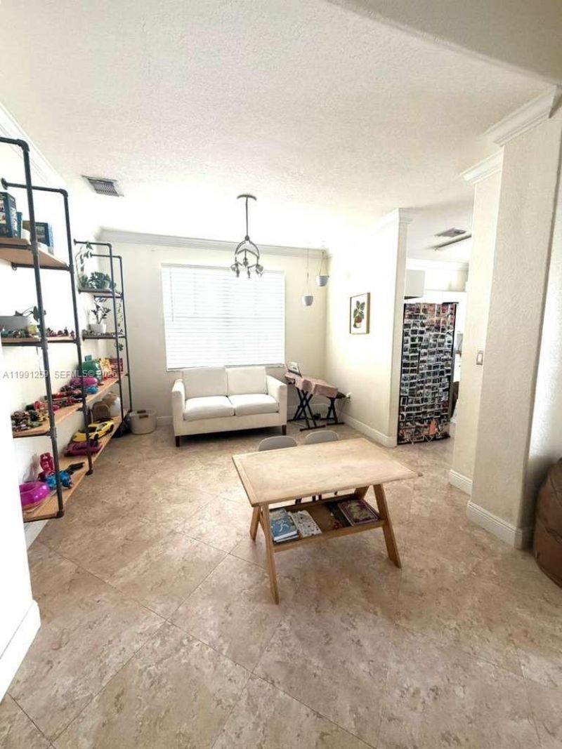 15391 SW 17th Ter, Unit ., Miami, FL 33185 Photo