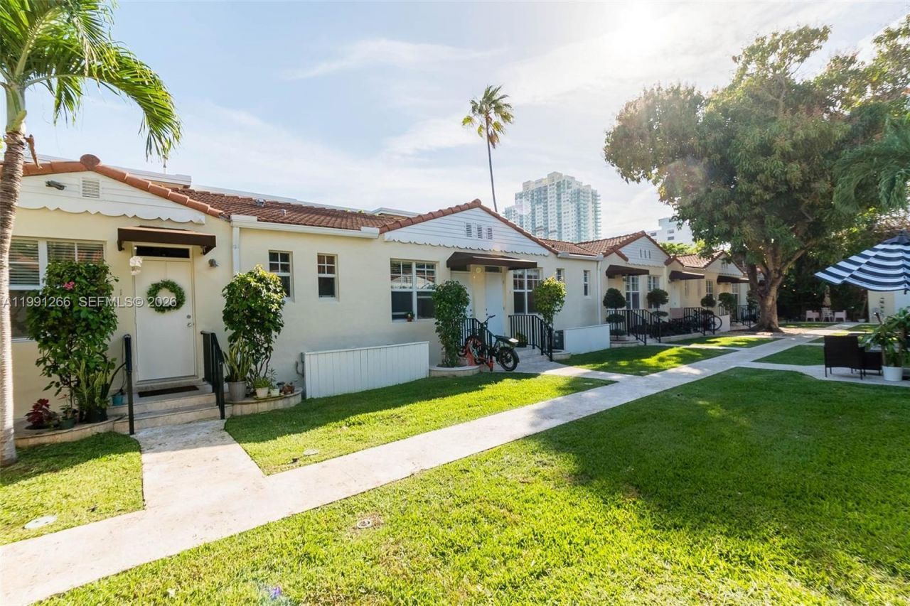 814 Lenox Ave , Unit 8, Miami Beach, FL 33139 Photo