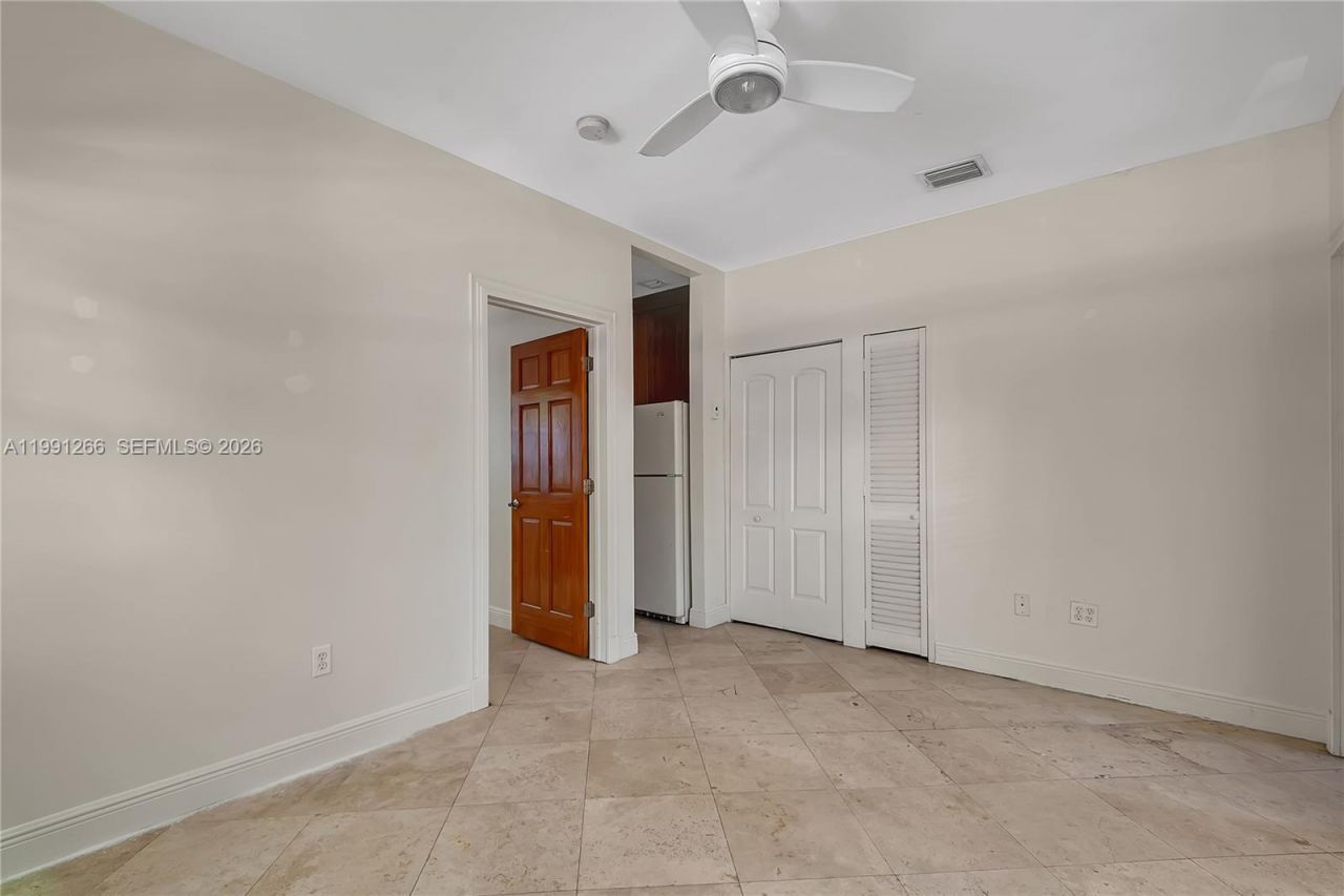 814 Lenox Ave , Unit 8, Miami Beach, FL 33139 Photo