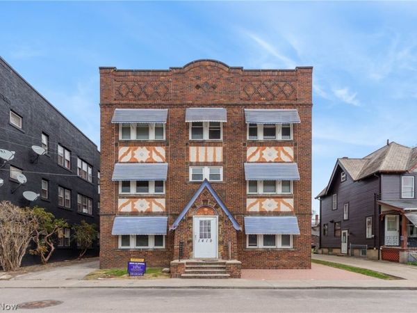 1419 Roycroft Avenue, Lakewood, OH 44107