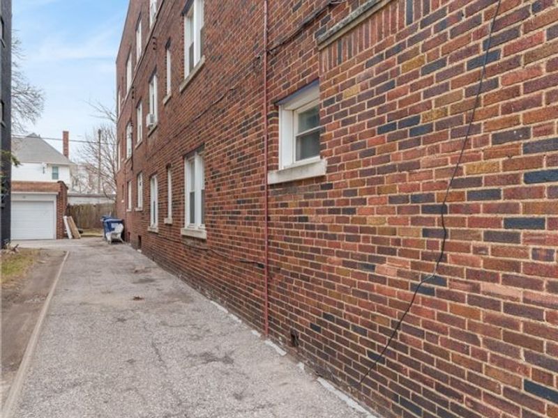 1419 Roycroft Avenue, Lakewood, OH 44107 Photo 4