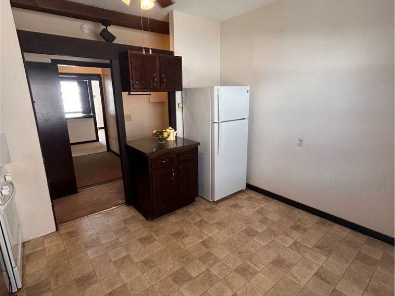 1707 W 31st Place, Cleveland, OH 44113 Photo 5