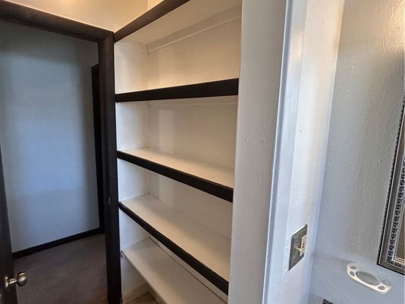 1707 W 31st Place, Cleveland, OH 44113 Photo 7