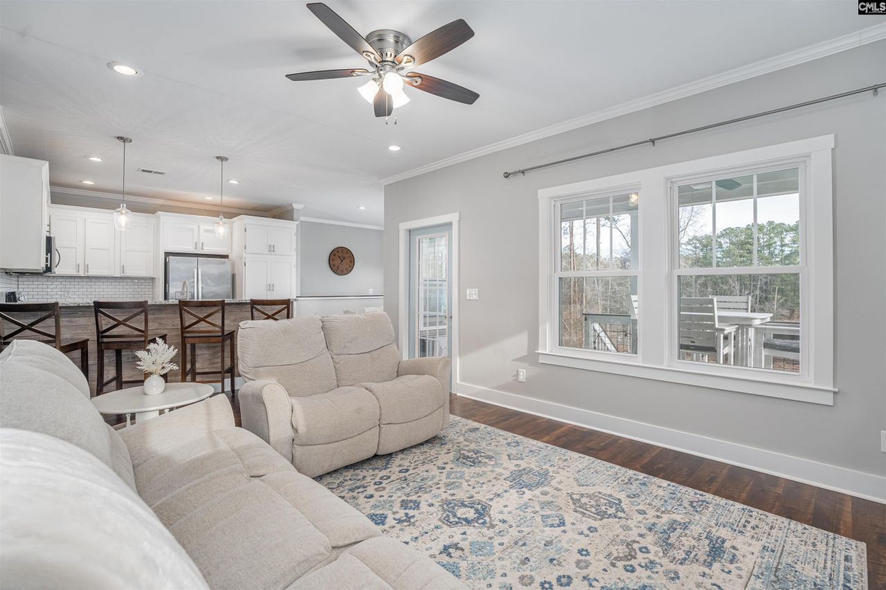 649 Sandbar Road Photo 9