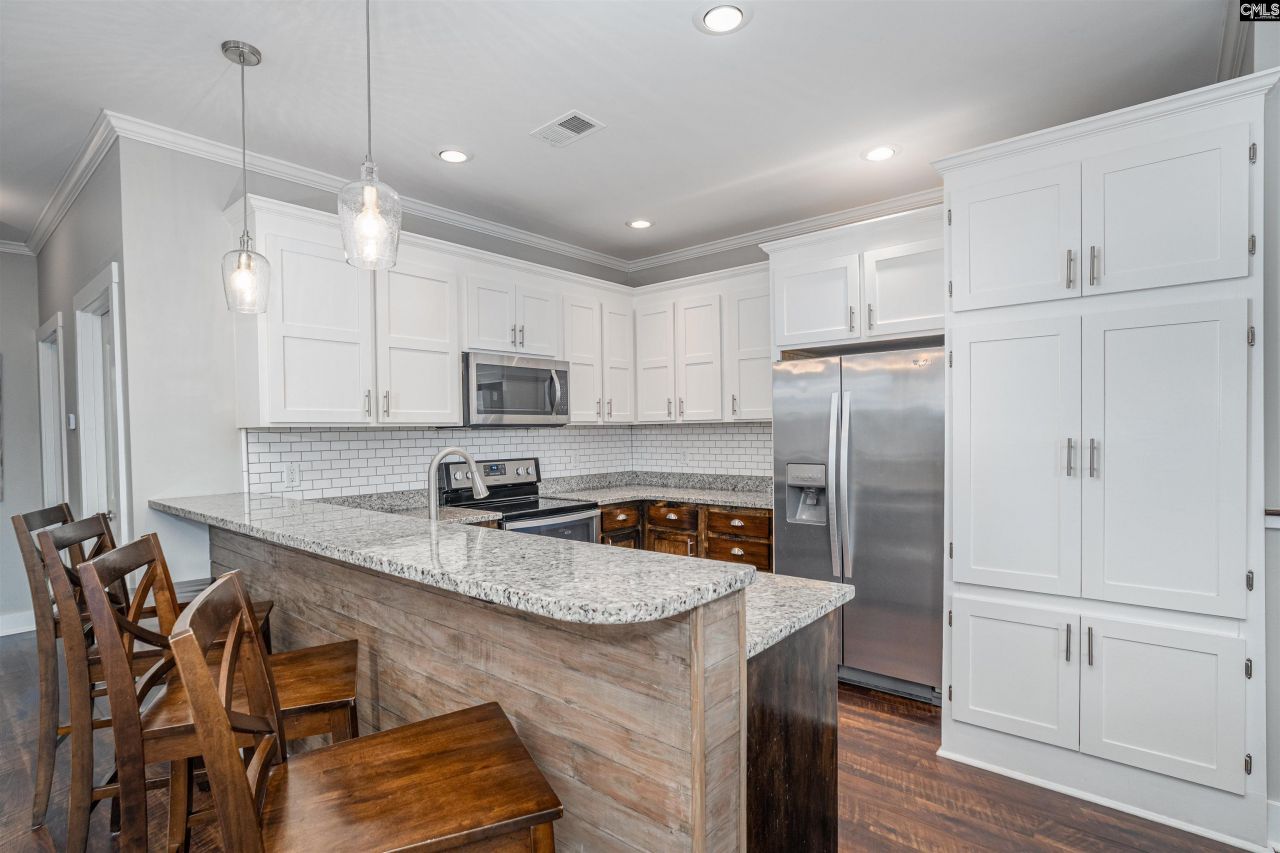 649 Sandbar Road Photo 10