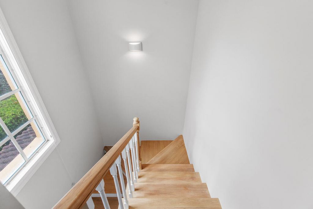 1060 Lake Shore Drive, Unit 201, West Palm Beach, FL 33403 Photo