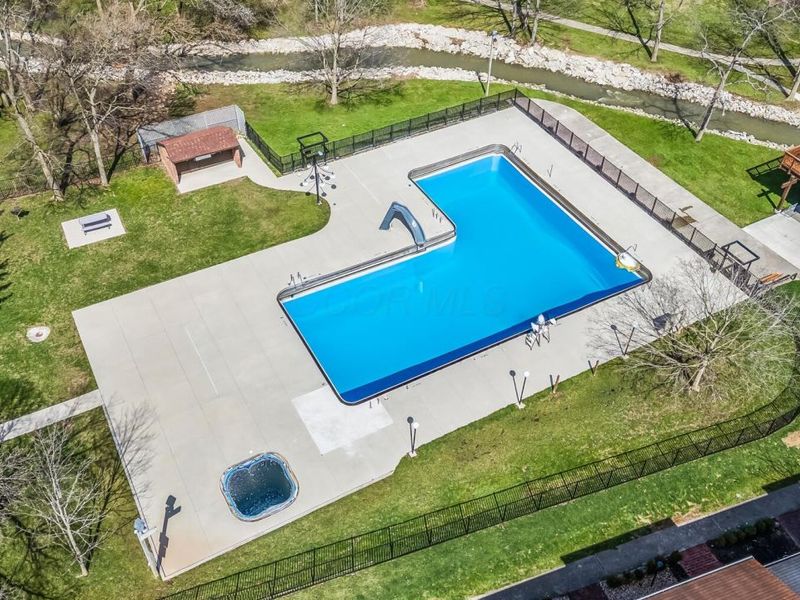 556 Pamlico Street, Columbus, OH 43228 Photo 15