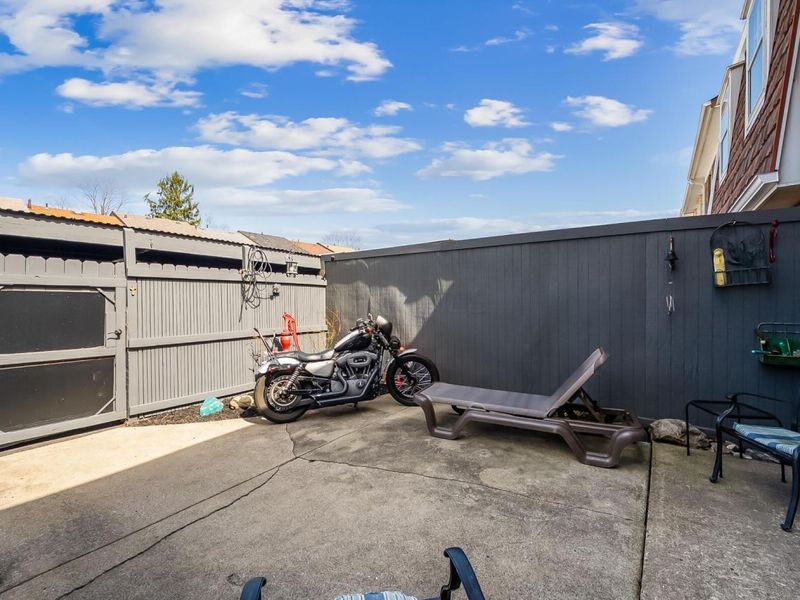 556 Pamlico Street, Columbus, OH 43228 Photo 18