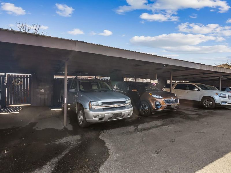 556 Pamlico Street, Columbus, OH 43228 Photo 22