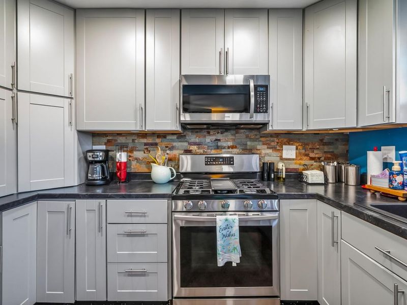 556 Pamlico Street, Columbus, OH 43228 Photo 29