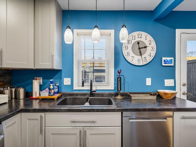 556 Pamlico Street, Columbus, OH 43228 Photo 30