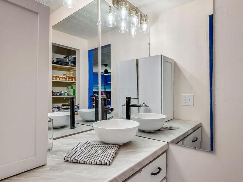 556 Pamlico Street, Columbus, OH 43228 Photo 38